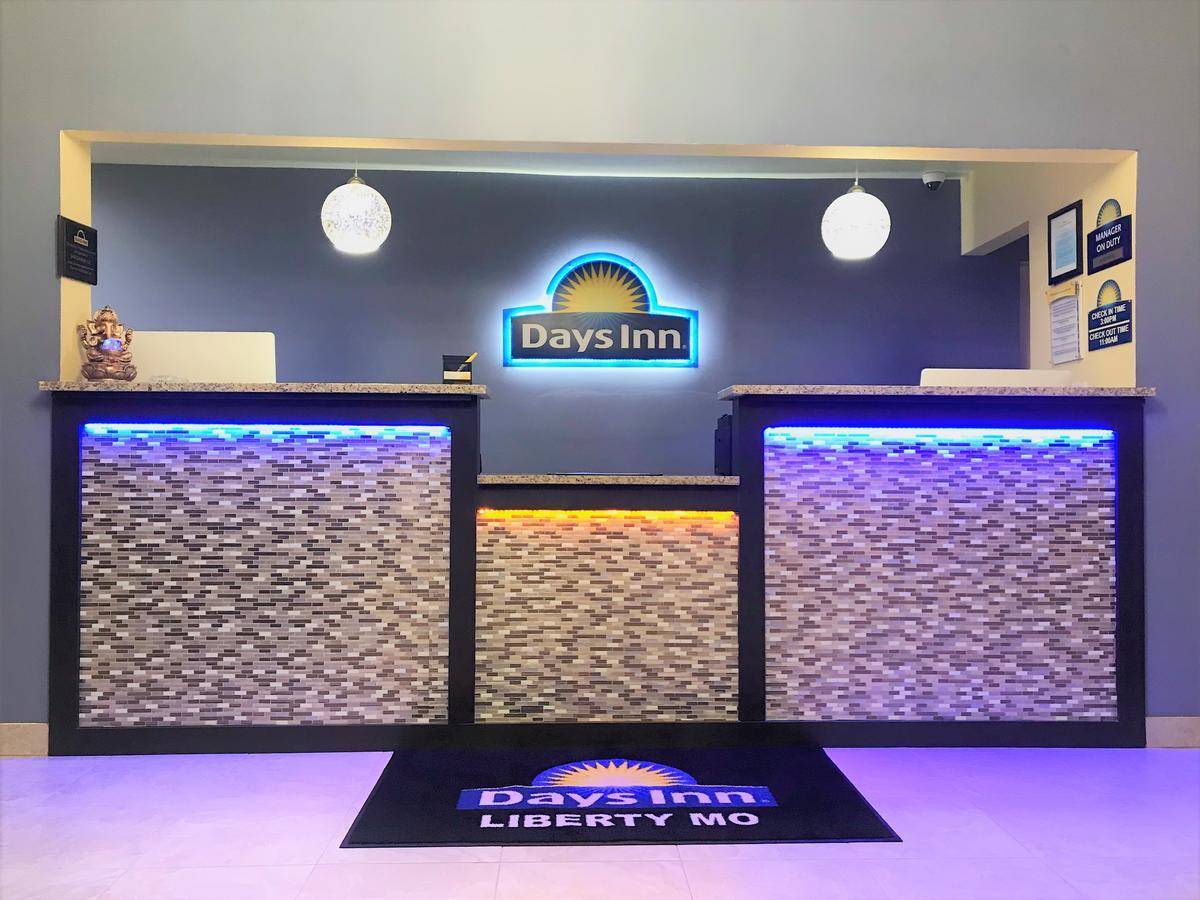 Days Inn By Wyndham Liberty/Ne Kansas City Екстер'єр фото