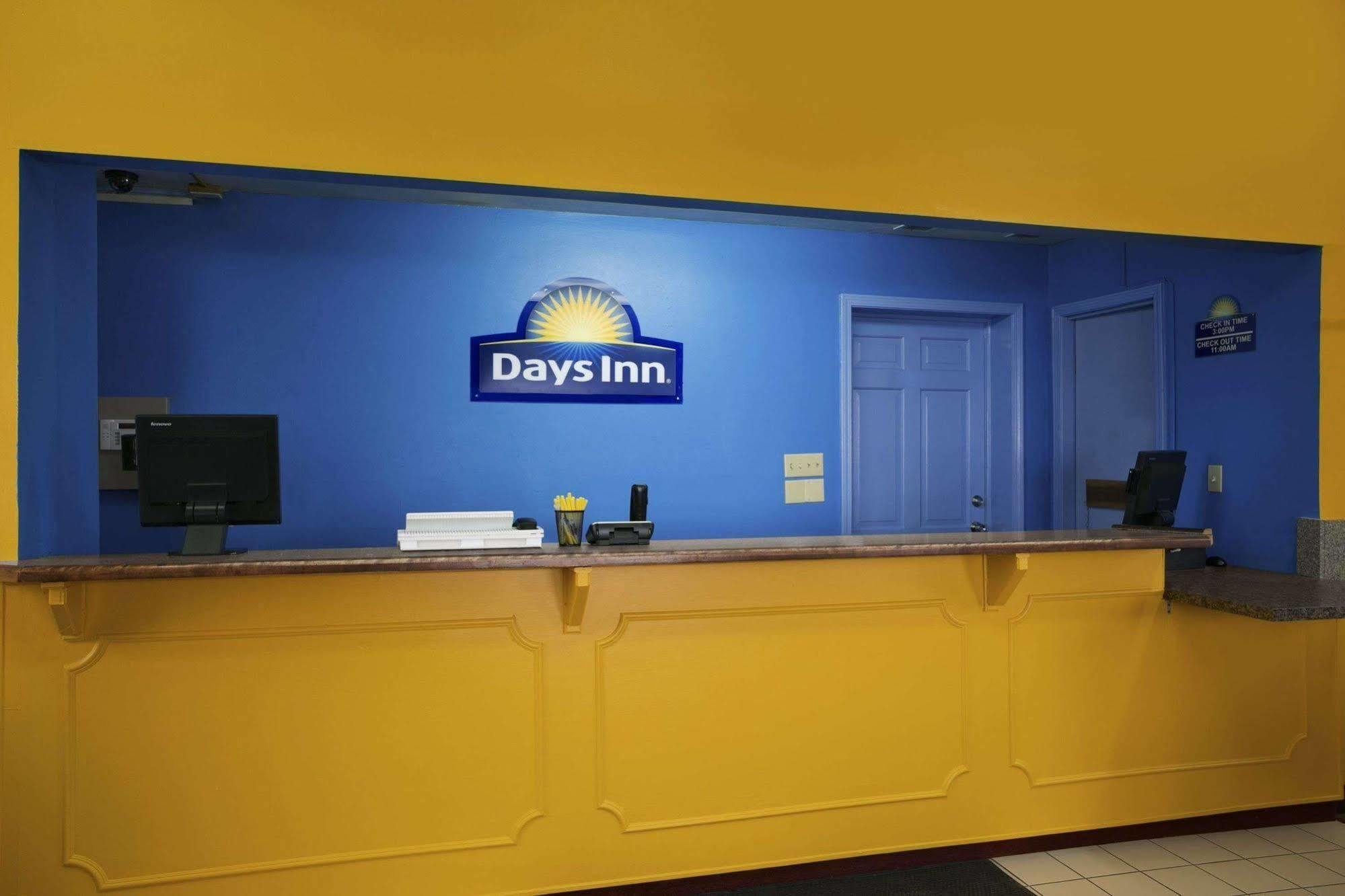Days Inn By Wyndham Liberty/Ne Kansas City Екстер'єр фото